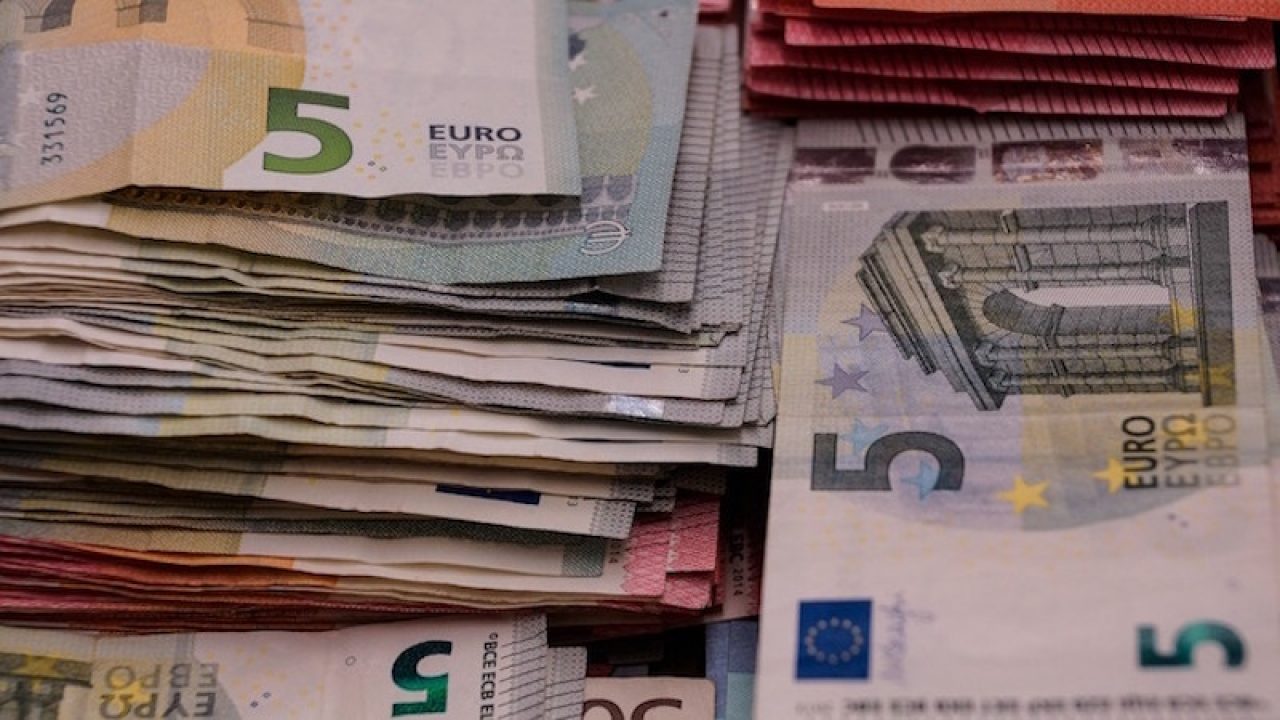 ¿Qué significa soñar con mucho dinero? Descubre las interpretaciones aquí 6 Merca2.es 5. Preocupaciones financieras: la forma en que tu mente lidia con los problemas económicos
